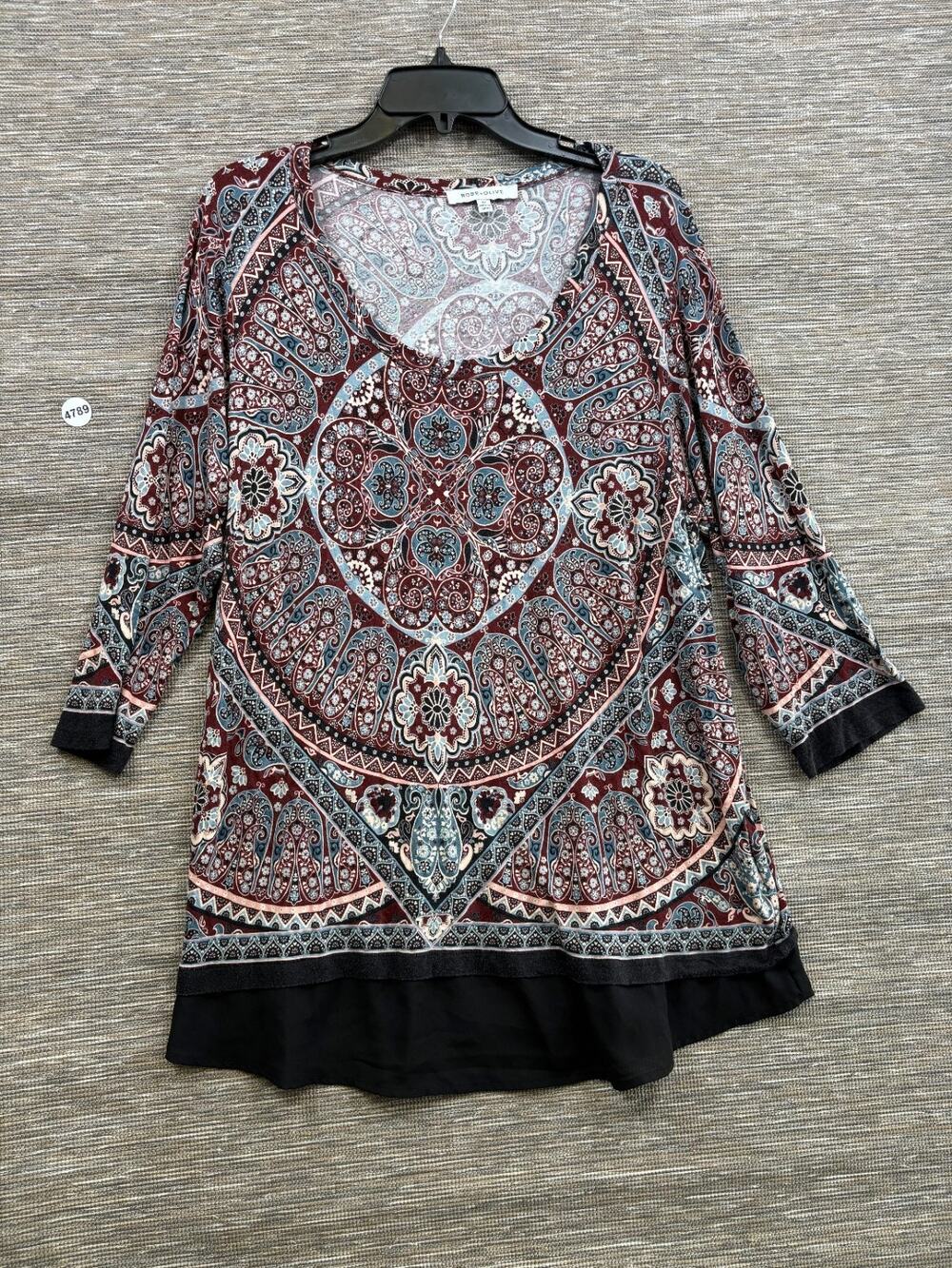 Rose + Olive Women's Boho Lotus Medallion Multicolored Printed Stretch Blouse 2X